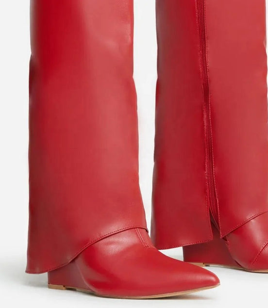 Venchi Shark Boots XL - Dupe Department 