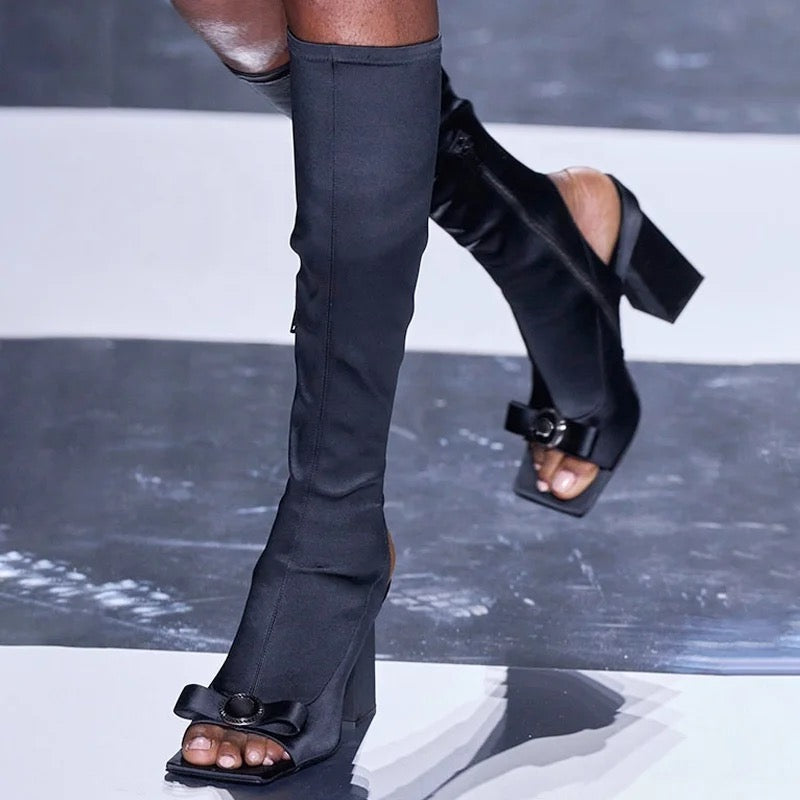 Bow Back Heel Boots - Dupe Department 
