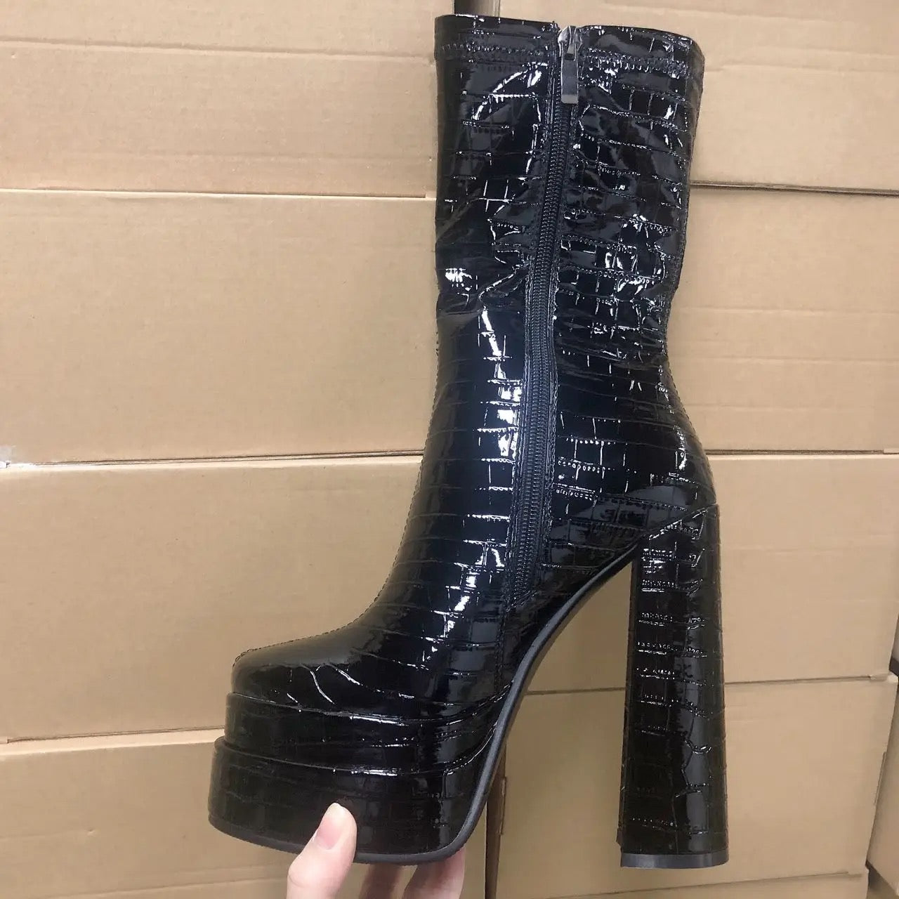 Black Outside Heel Boots