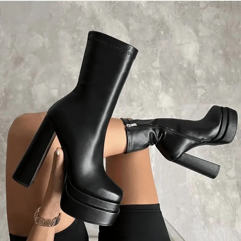 Black Outside Heel Boots
