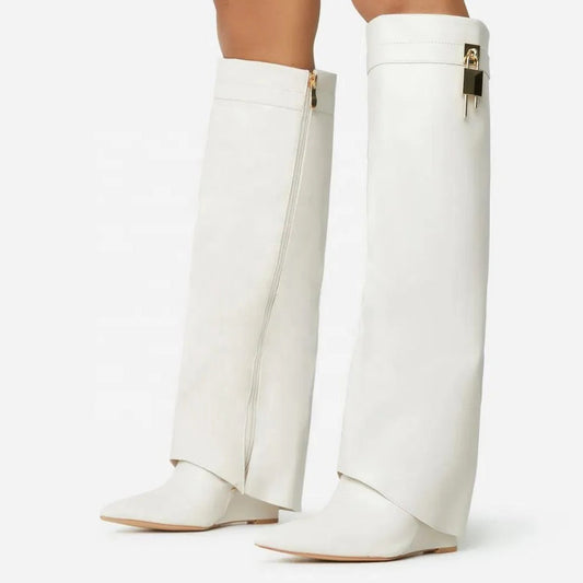 Venchi Shark Boots XL - Dupe Department 