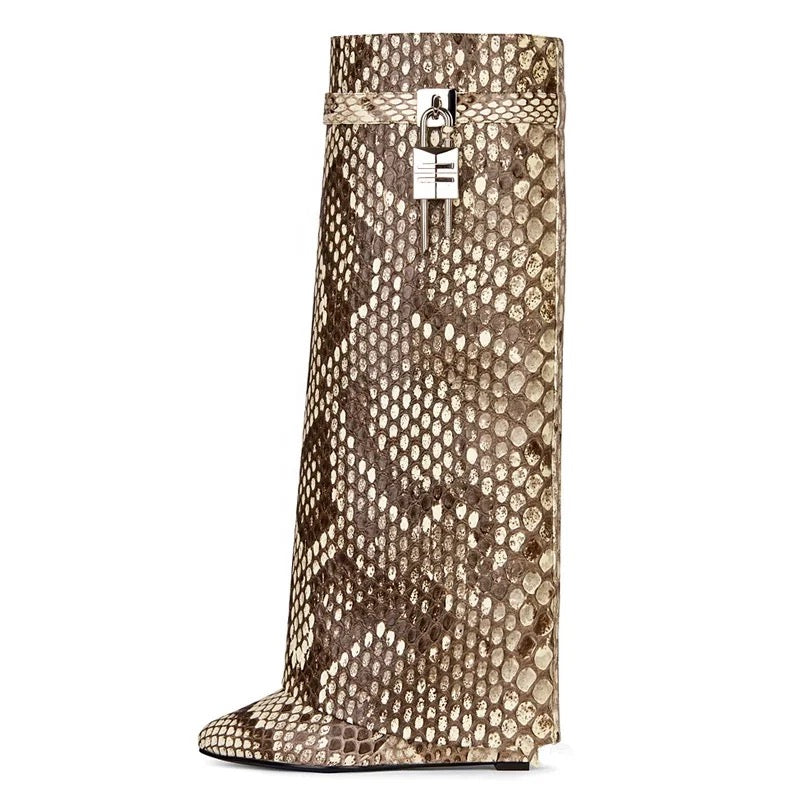 Gissep Boots 2 - Dupe Department 