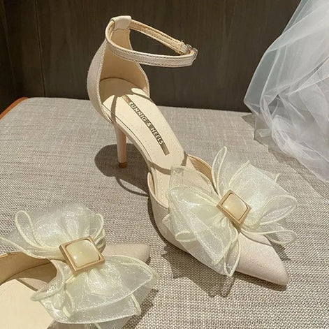 Pearl N’ Flower Heels