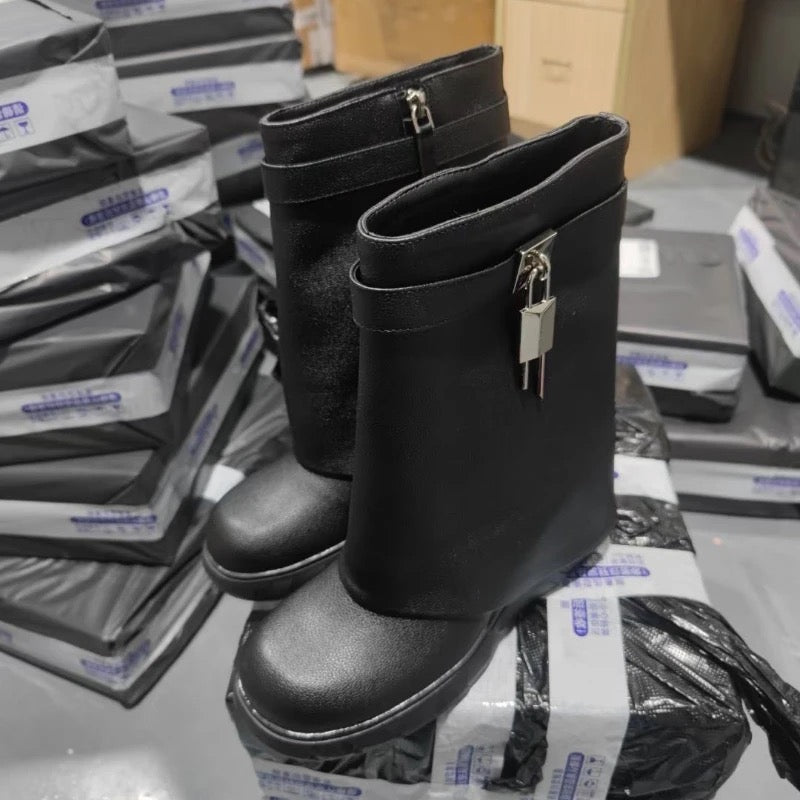 Venchi Fur Shark Boots