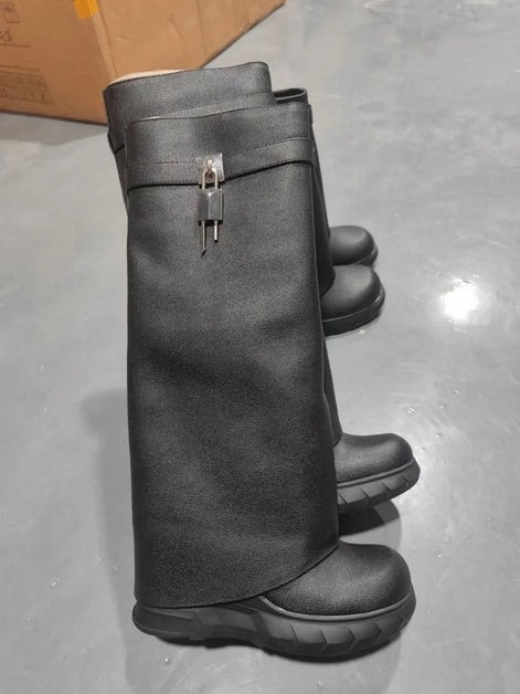 Ven Shark Boots