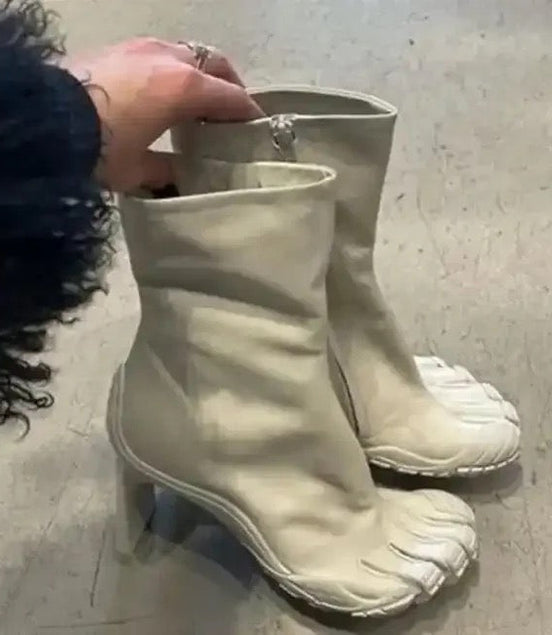 Balen Heels - Dupe Department 