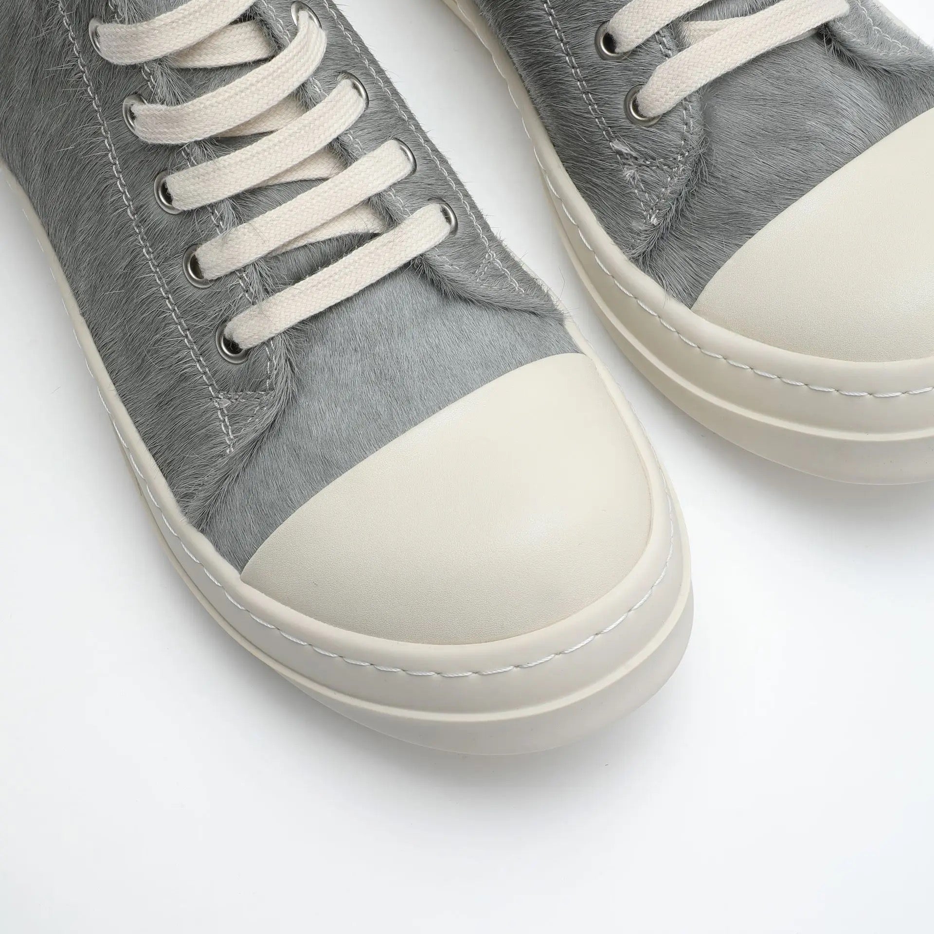 RickiO Horse Low Shoes - Dupe Department 