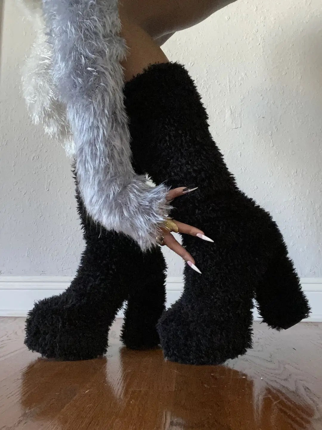 Teddy Curl Heel Boots