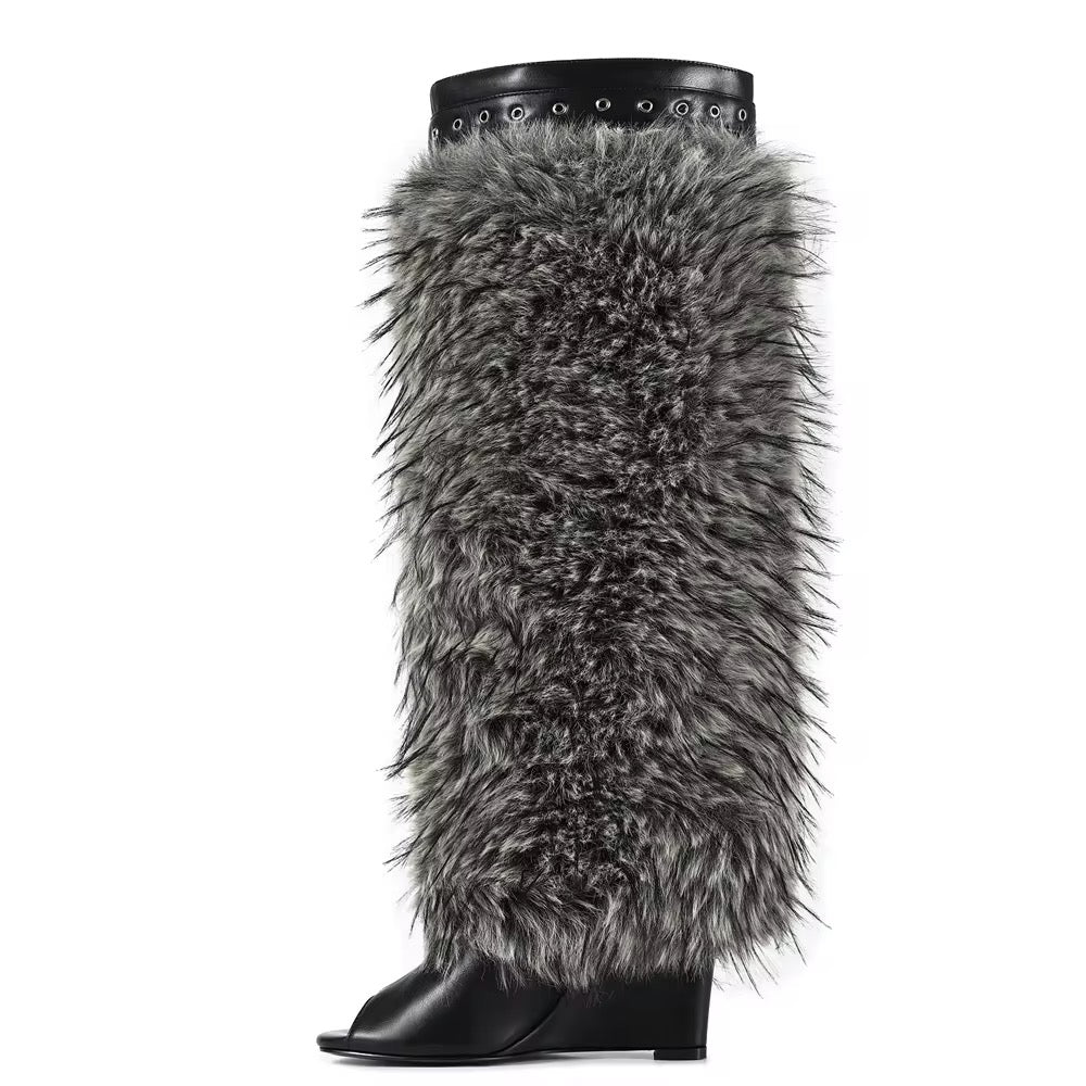 FROST DOLL WEDGE BOOTS